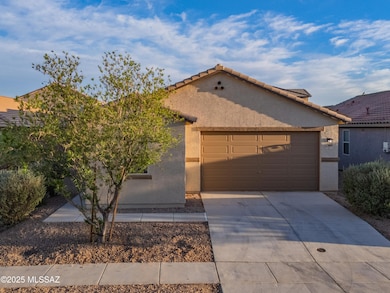 8547 W Finch Ln, Tucson, AZ 85757 - photo 2