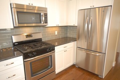 125 Water St unit 1, Newburyport, MA 01950 - photo 3