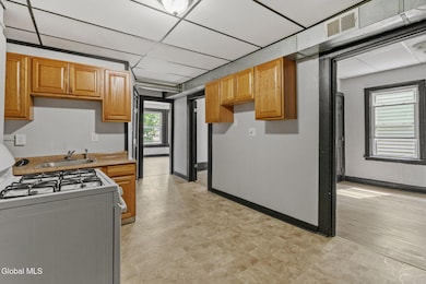 16-web-or-mls-22-1st-st