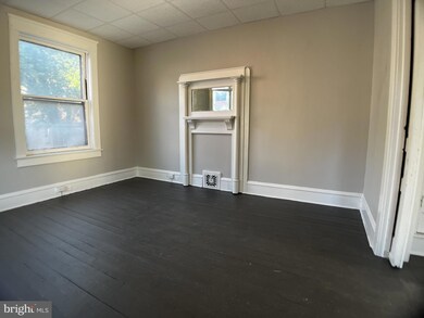 315 S 2nd St unit 1, Chambersburg, PA 17201 - photo 3