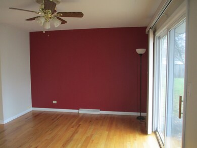 2202 Martin Ln, Rolling Meadows, IL 60008 - photo 3