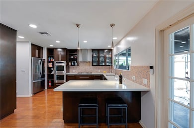 5406 Hazeltine Ave, Sherman Oaks, CA 91401 - photo 7