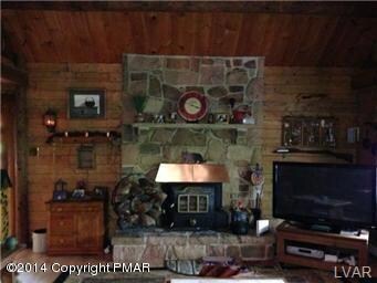 1009 Frutchey Hill Rd, Easton, PA 18040 - photo 2