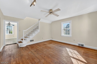 80 Barricklo St, Trenton, NJ 08610 - photo 3