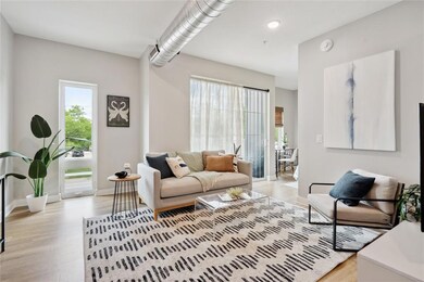 450 SW 7th St unit 205, Des Moines, IA 50309 - photo 3