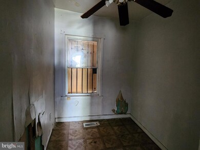 1925 Mchenry St, Baltimore, MD 21223 - photo 3