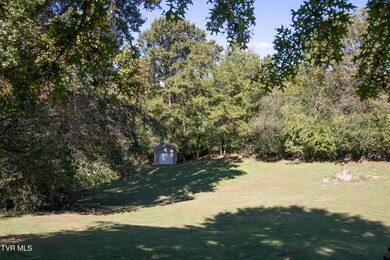 203 Hilltop Dr, Bristol, VA 24202 - photo 6