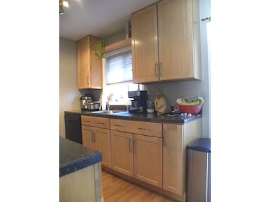 A3 Grandview Dr, South Burlington, VT 05403 - photo 7