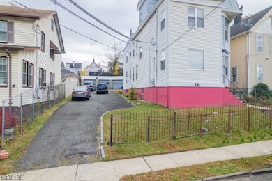 154 Spring St, Orange, NJ 07050 - photo 3