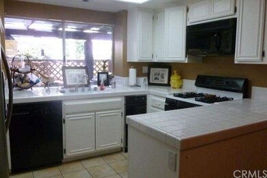 Bright Functional Kitchen