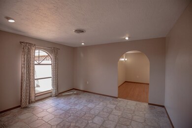 3031 15th St, Alamogordo, NM 88310 - photo 5