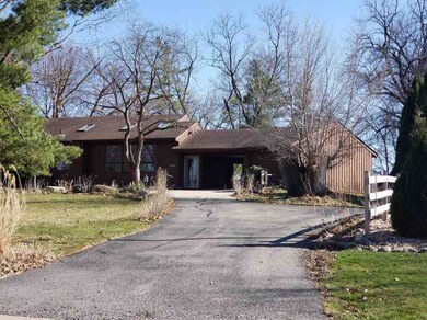 1519 Grand Blvd, Cedar Falls, IA 50613 - photo 2