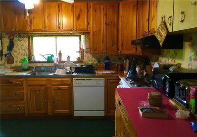 Ample cupboard space in this extra...
