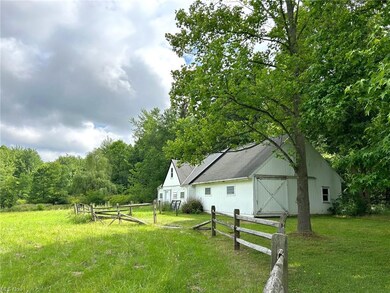 4 stall barn with electric.