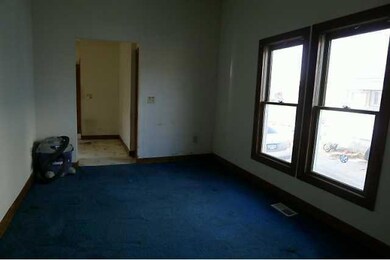 1618 8th St, Des Moines, IA 50314 - photo 6