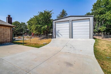 11195 Eustace Dr, Azle, TX 76020 - photo 5