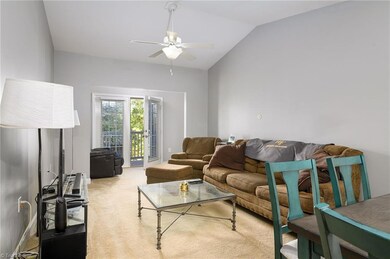 923 Windcastle Ln unit 311, Winston Salem, NC 27105 - photo 5
