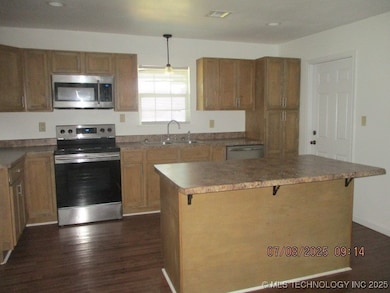 809 Campbell St, Ardmore, OK 73401 - photo 3