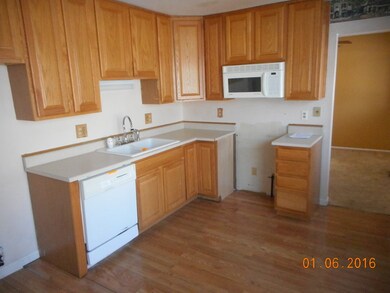 880 Camelot Dr, Crystal Lake, IL 60014 - photo 7