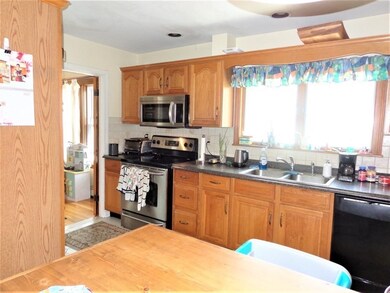 519 School St unit 2, Belmont, MA 02478 - photo 6