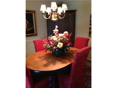 7514 Saunderlane Rd, Columbus, OH 43235 - photo 7