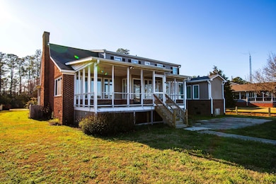 59 Beach Pl-4