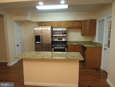 5801 The Alameda, Baltimore, MD 21239 - photo 2