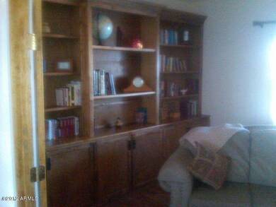 DEN/OFFICE