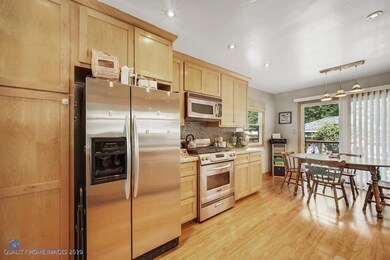 803 N Broad St, Griffith, IN 46319 - photo 4