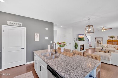 18-web-or-mls-JH 20250528-049