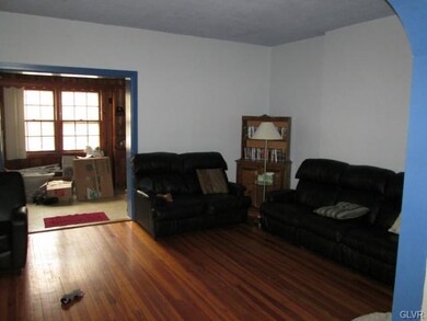 632 W Lafayette St, Easton, PA 18042 - photo 3