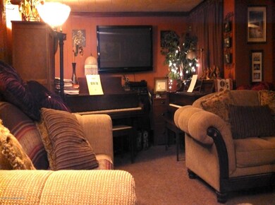 940 Effort Neola Rd, Stroudsburg, PA 18360 - photo 5