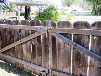 RV gate