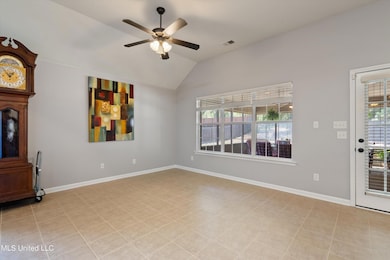 12-Dining Area