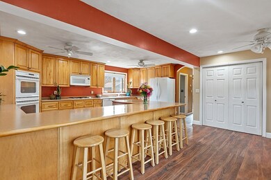 83 Lannon Ave, Dracut, MA 01826 - photo 2