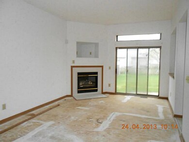 1297 Onslow Dr, Columbus, OH 43204 - photo 2