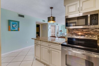 22-web-or-mls-30-moreno-point-rd