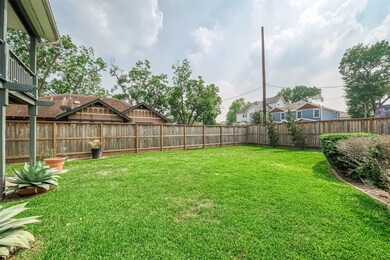 1904 Bradshaw St unit 123, Houston, TX 77008 - photo 4