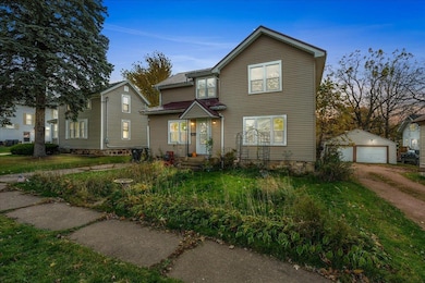 310 W 4th St, Marshfield, WI 54449 - photo 3