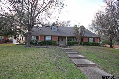 5701 Regents Row, Tyler, TX 75703 - photo 2