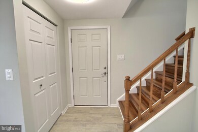 18815 Summer Oak Ct, Germantown, MD 20874 - photo 3