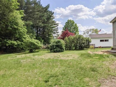 18 Hutchinson St, Nashua, NH 03064 - photo 4