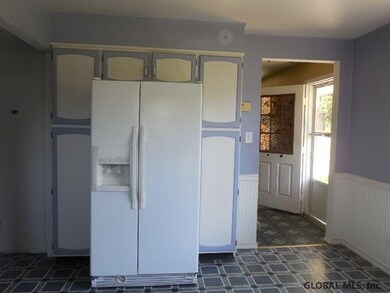 71 Petrified Gardens Rd, Saratoga Springs, NY 12866 - photo 4