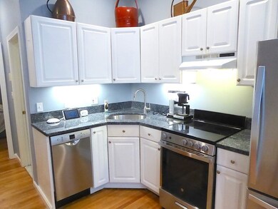 342 North St unit 1A, Boston, MA 02113 - photo 3