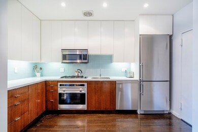 661 10th Ave unit 4E, New York, NY 10036 - photo 4