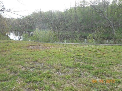 292 Fredonia Rd, Manchester, TN 37355 - photo 4