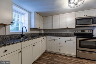 147 W Main St, Waynesboro, PA 17268 - photo 6