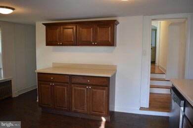 409 West Ave unit 2, Jenkintown, PA 19046 - photo 2