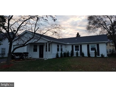 9 Bradford Ln, Willingboro, NJ 08046 - photo 3