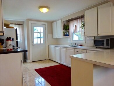 Spacious Kitchen with tile floor -...